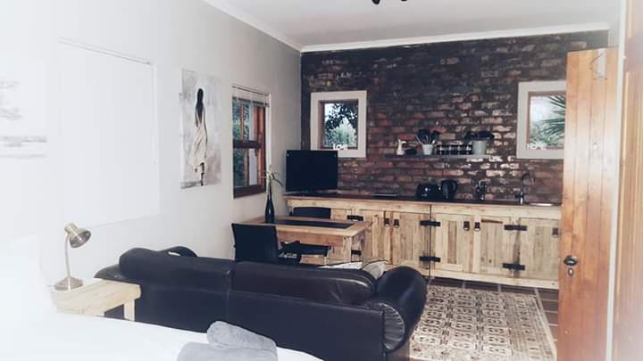 To Let 1 Bedroom Property for Rent in Seaside Longships Western Cape